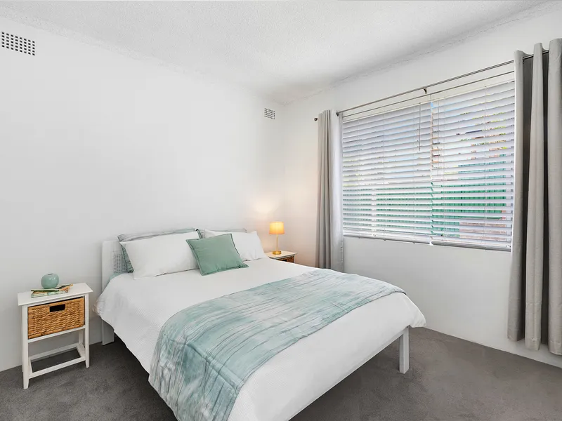 Two Bedroom Apartment in Heart of Marrickville
