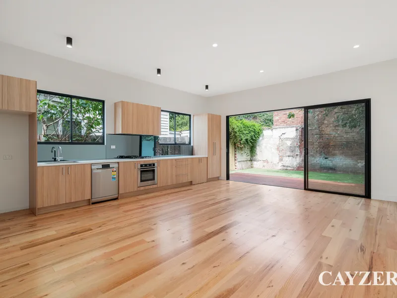 ABBOTSFORD - LIFESTYLE & LOCATION