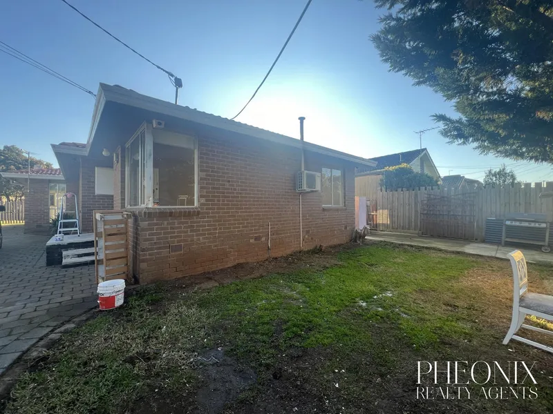 3 Bedroom Family Home!