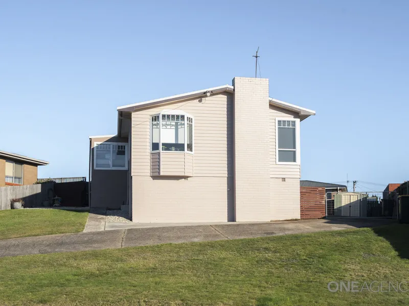 Beautifully Renovated With Ocean Views!