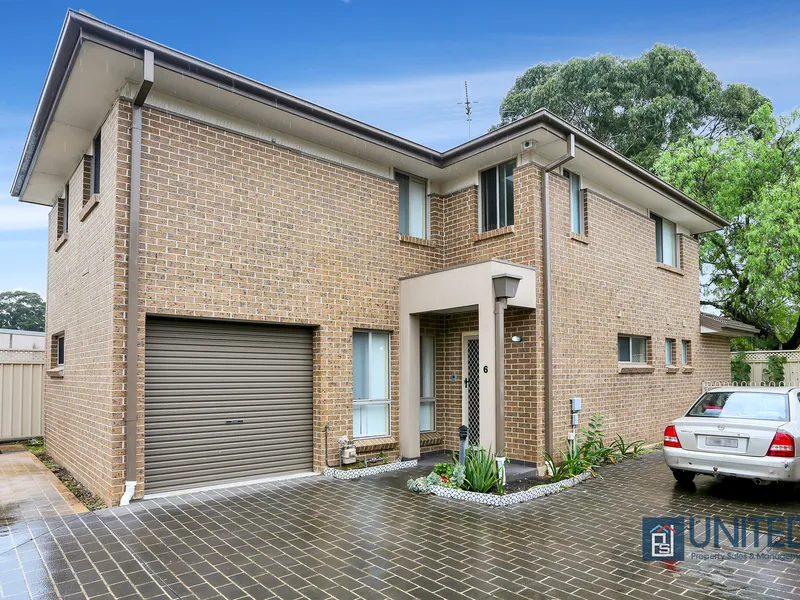 Three Bedroom Town House + Study