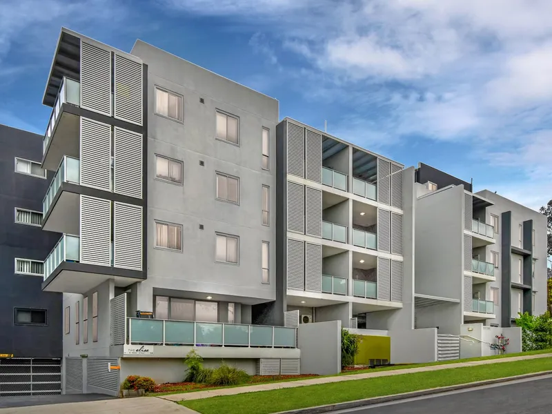 Around 2 years old 2-bedroom apartment!