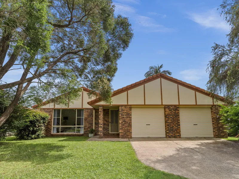 Step into this Family Home, Located in a Quiet Street – Close to Mullumbimby Village!