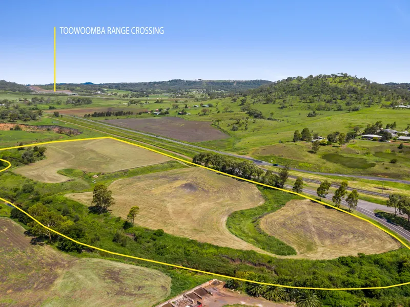 16* ACRES - BUILD YOUR DREAM HOME NOW - DESIRABLE ADDRESS, SUPERB QUIET LOCATION!