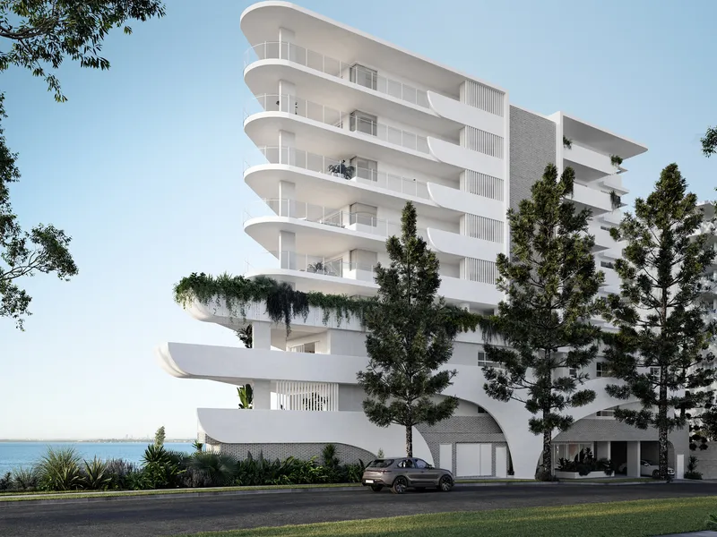 SPECTACULAR VIEWS IN EVERY DIRECTION