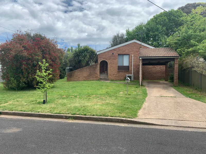 Cosy Home in Quiet Street