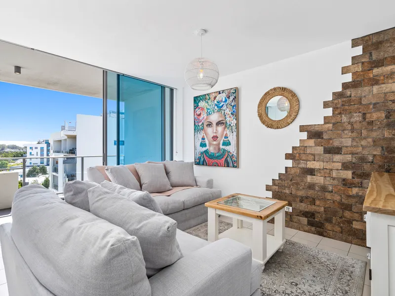 Light-Filled, Modern 1 Bedroom Holiday Apartment in the Perfect Location Offering the Ideal Investment Opportunity