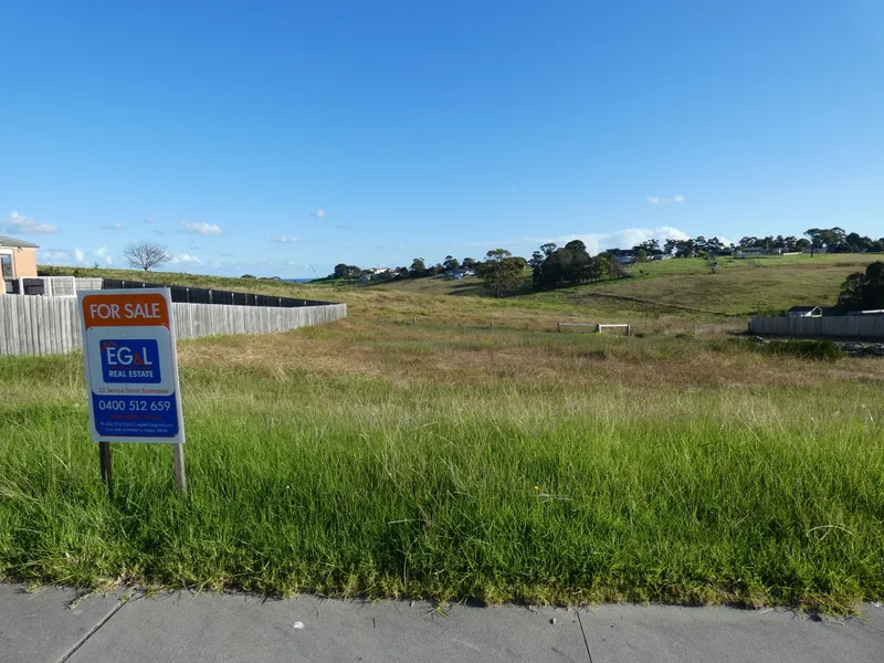 QUALITY LOCATION - BLOCK WITH VIEWS