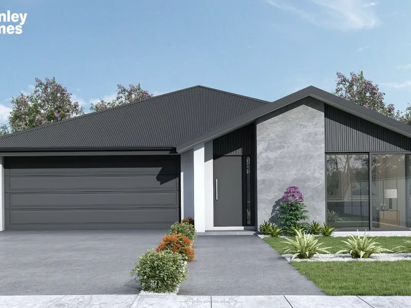 RARE OPPORTUNITY IN LAKE ALBERT