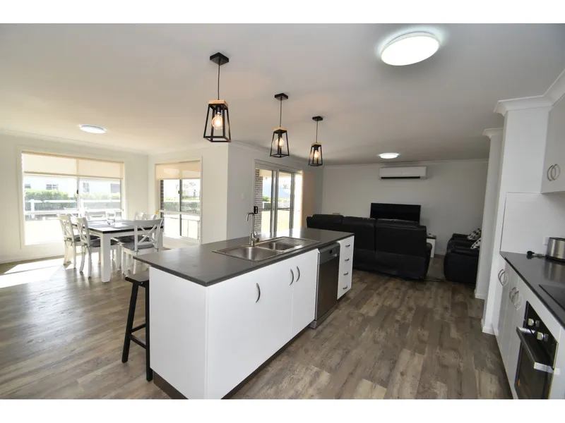 MODERN LIVING AT THE HERITAGE WATERPARK ESTATE…