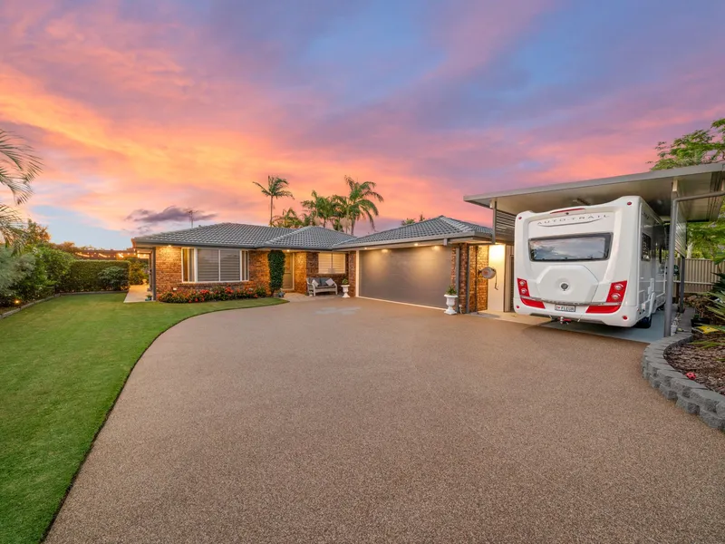 The Elegant Entertainer