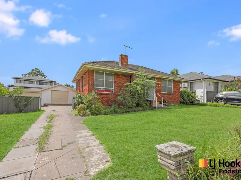 An Exceptional Development Opportunity On 858sqm With DA approval