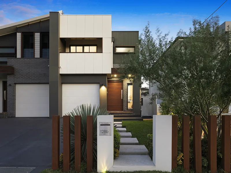 Stylish Modern Home With Fantastic Entertaining Credentials