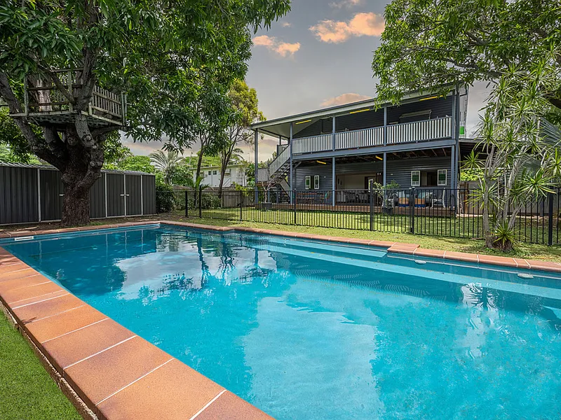 UNDER CONTRACT By Martin McDonough