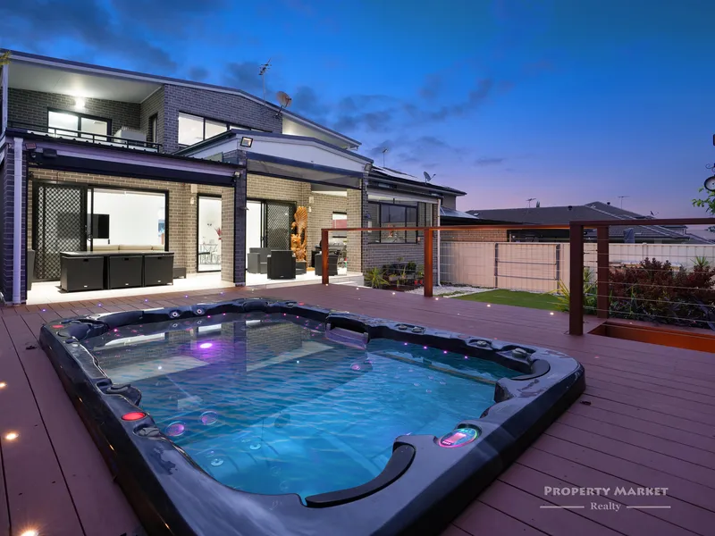 Showcasing Master Piece.