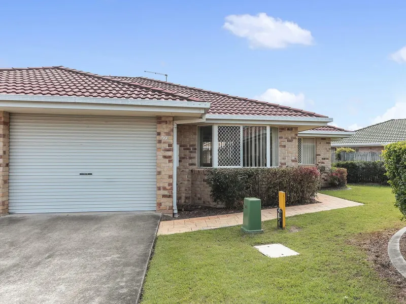 Listed and Sold by Scott Deaves and the team at David Deane Real Estate