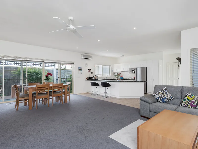 Large 3 bedroom Unit Close to Mt Eliza Village