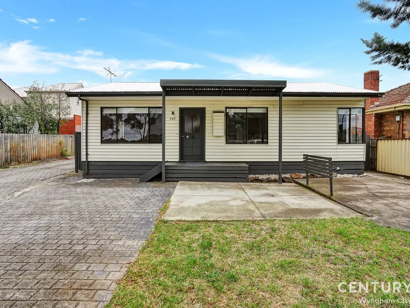 Cozy & Central Living