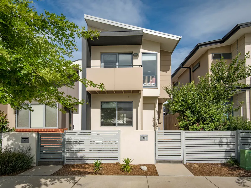 Fantastic Central Googong Terrace