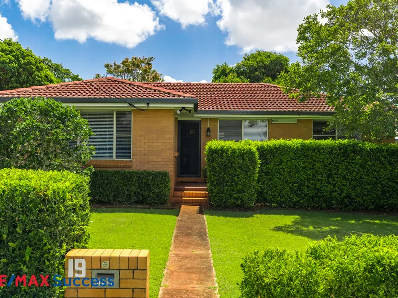 All the features in a prime location