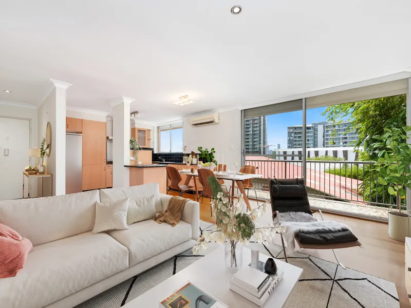 Spacious light filled retreat with lifestyle on your doorstep 