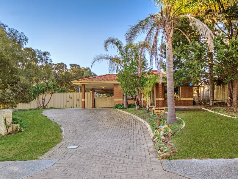 Walk to school and shops