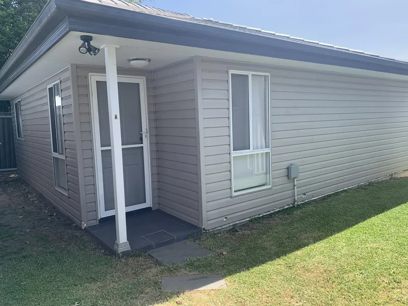 CONVENIENTLY LOCATED GRANNY FLAT