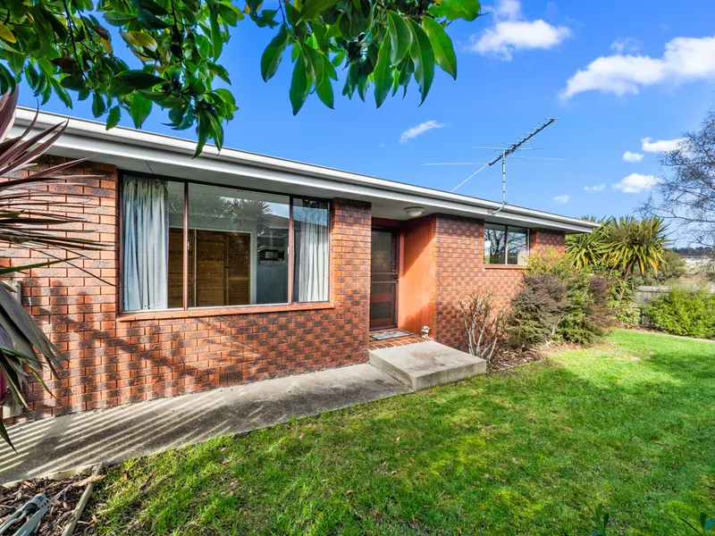 Great Location.... Great Garden.... & Great Value