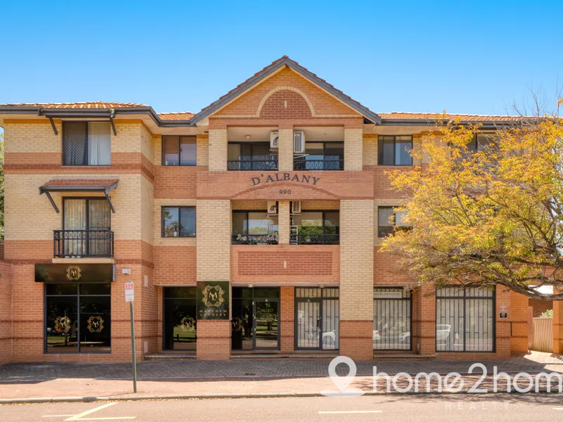 Apartment Living at it's Best.... Fully Renovated