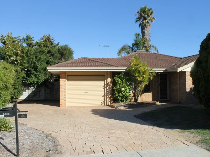 OPPOSITE CHARTHOUSE PRIMARY SCHOOL