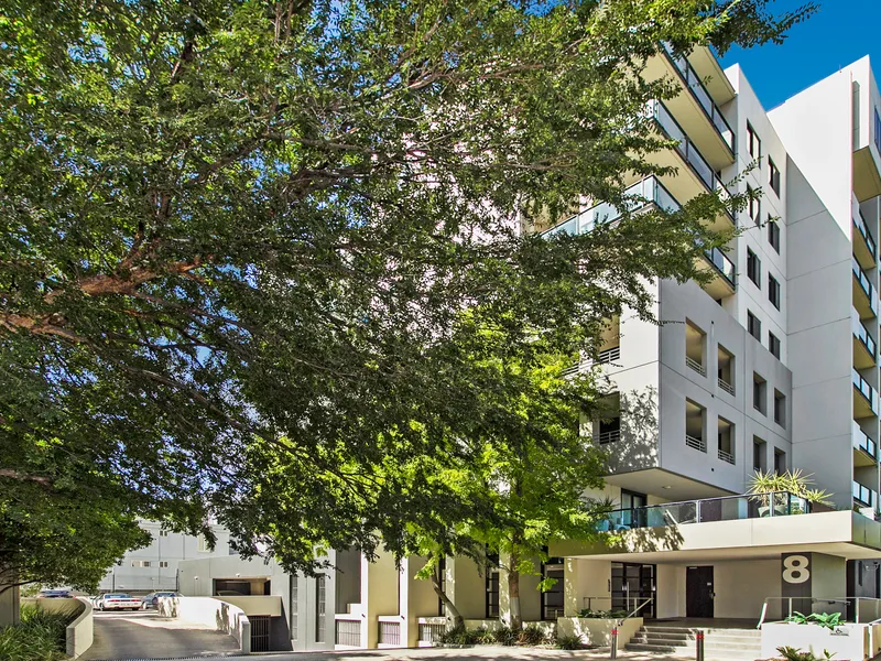 One Bedroom on the Yarra!