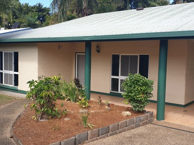 AWESOME OPPORTUNITY FOR INVESTORS - EXCELLENT LOMNG TERM TENANTS!