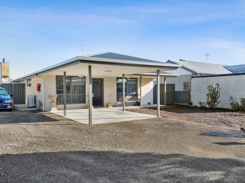 Rental Investment - Modern Low Maint Brick