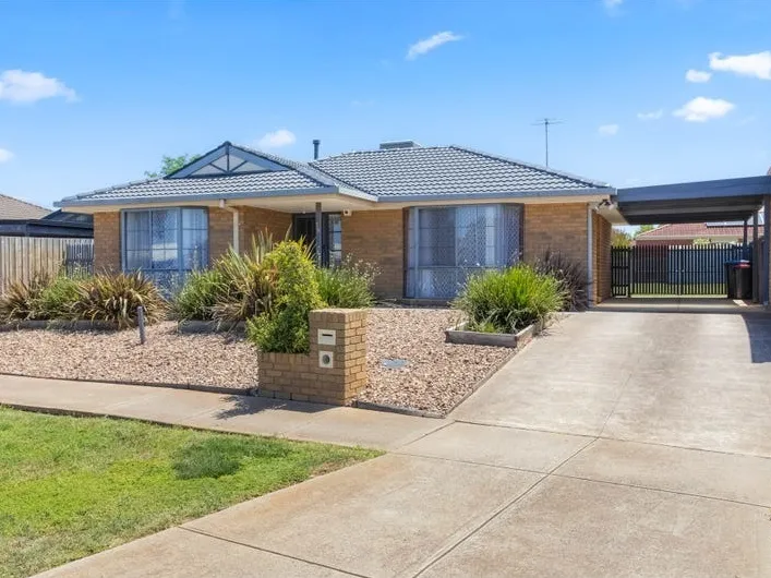 Perfectly positioned family living