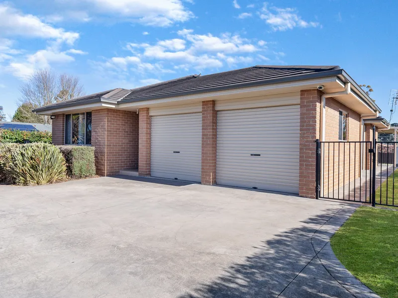 GREAT HOME/ QUALITY LOCATION