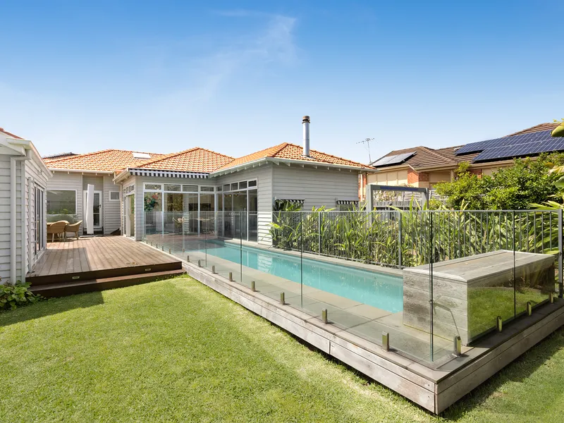 STUNNING FOUR BEDROOM FAMILY HOME IN MCKINNON SCHOOL ZONE WITH POOL | HAVEN AGENTS