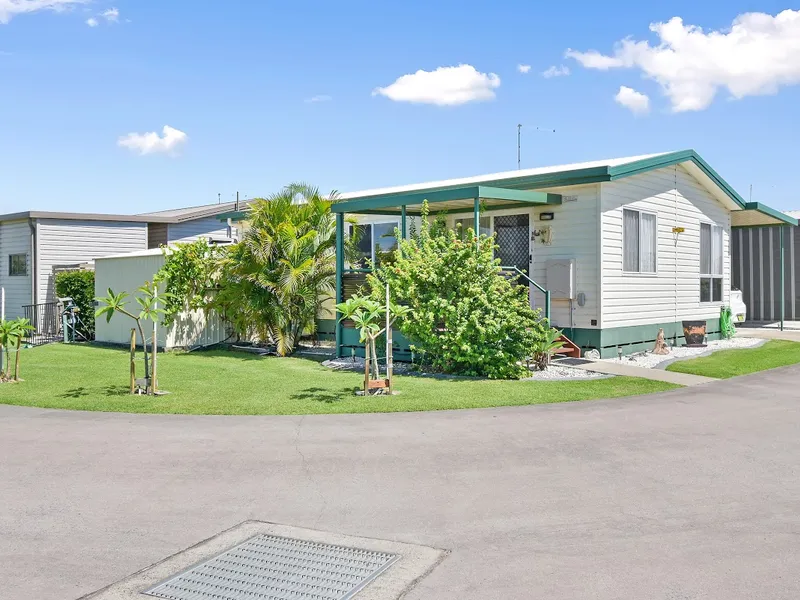 Beautiful 2 bedroom cottage with great corner views overlooking golf course and wetlands.