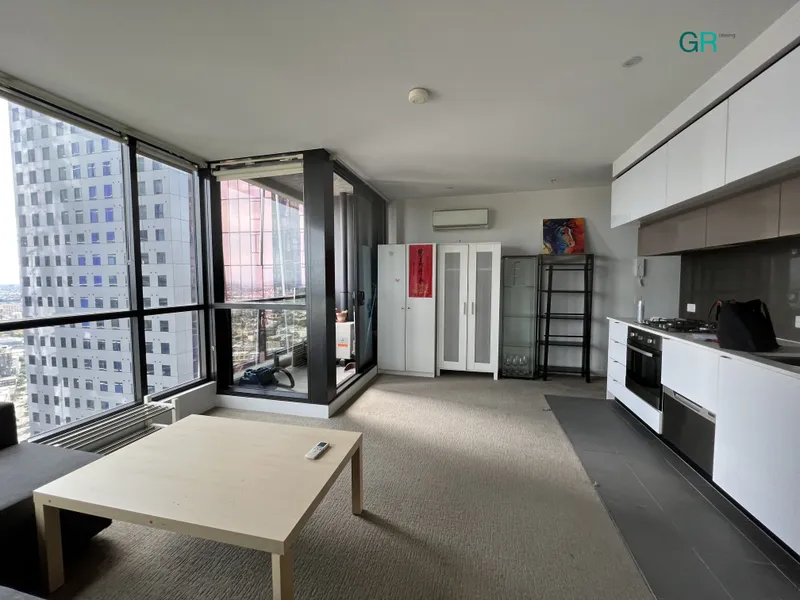 Furnished two bedroom apartment in the heart of the Melbourne CBD