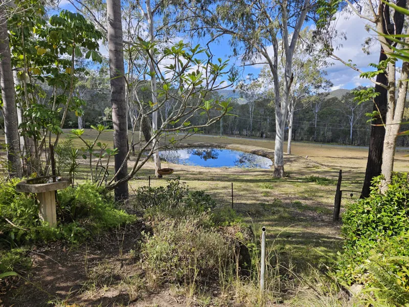 Handy Cedar Creek - 11 Private Acres