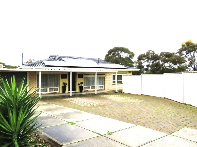 Immaculate 4-Bedroom Rental House in Modbury North - Your Perfect Home!