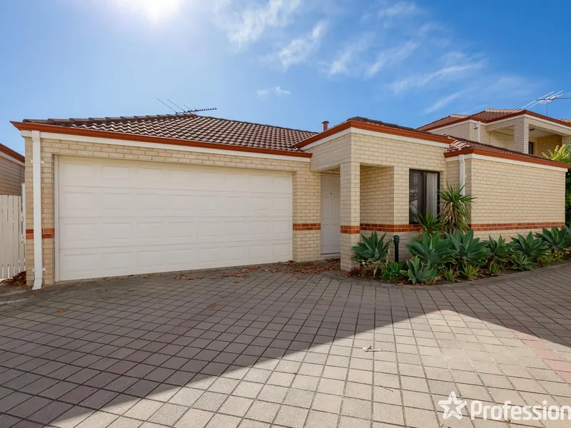 Well maintained home in great location!