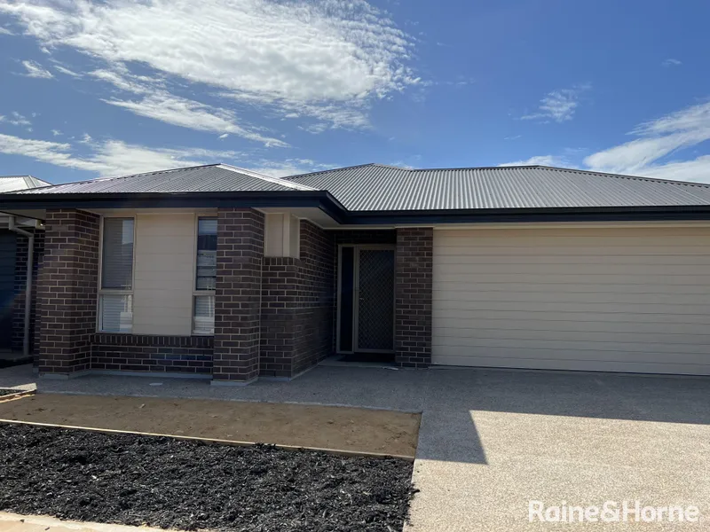 Brand new four bedroom home in Munno Para!