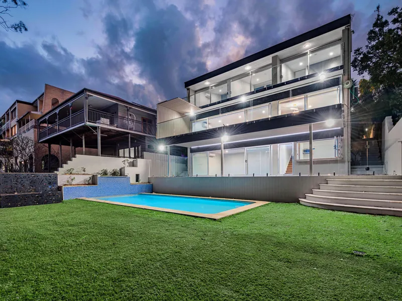 Prestige Family Home w/ City Views