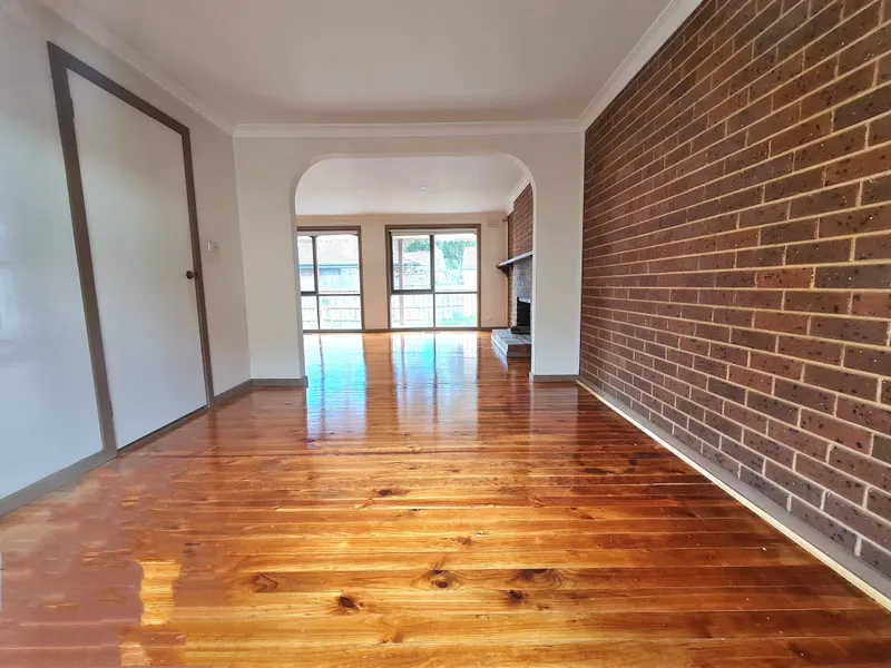 SPACE FOR ALL THE FAMILY & SO CLOSE TO EVERYTHING !!