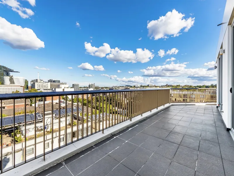 Furnished Penthouse 2 Bedroom Apartment No Parking Space