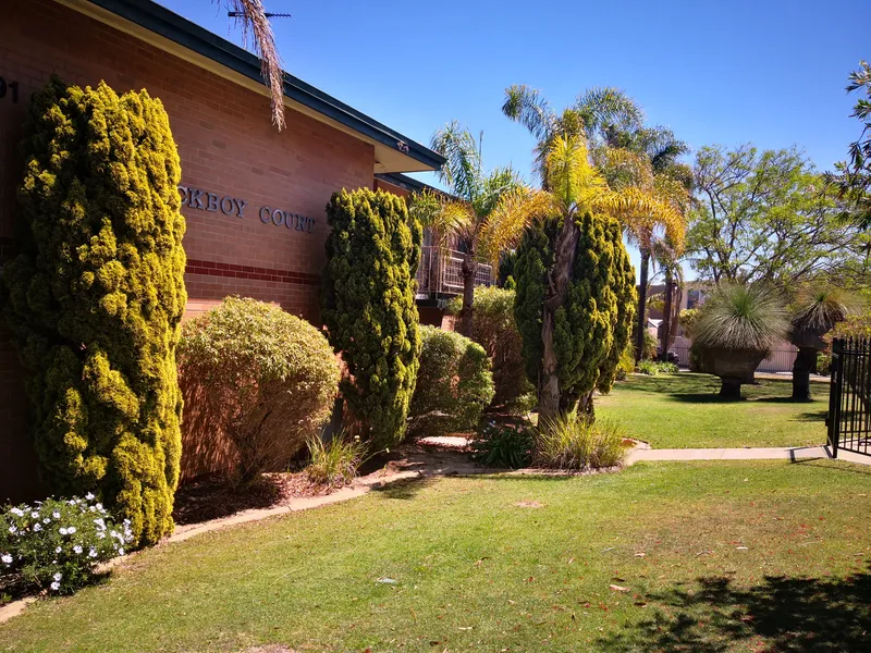 LIVE THE EASY FREMANTLE LIFESTYLE!