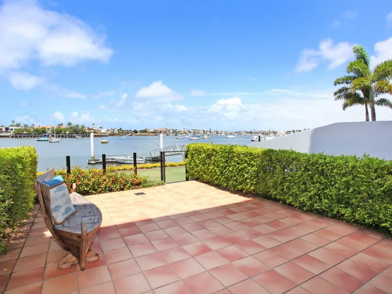 ABSOLUTE Riverfront Mooloolaba