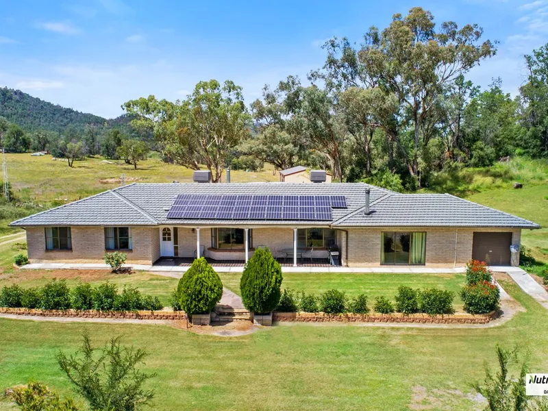 Large Family Home On Acres