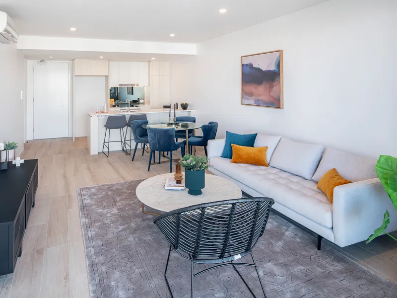 Central Location- 2 bedroom designer apartment