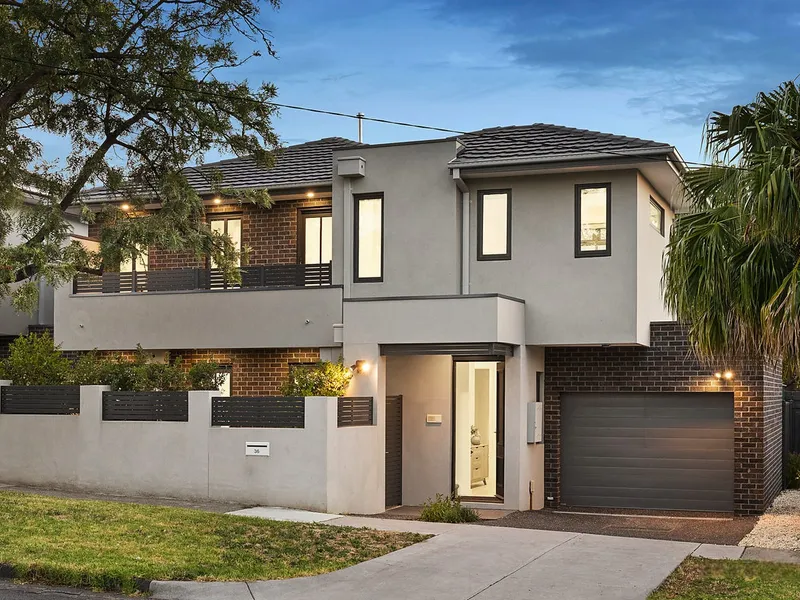 Luxury Unfurnished Modern 4-Bedroom House in Camberwell